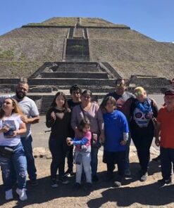 tour a teotihuacan y xochimilco desde el zocalo